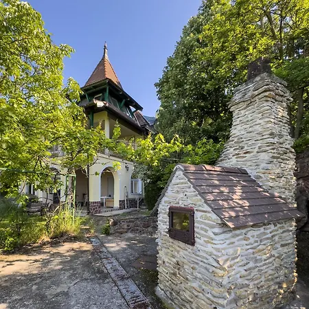 Daire Revfueloep Panorama Kuria Kovagoors