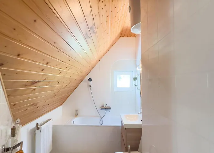 Апартаменты Revfueloep Panorama Kuria