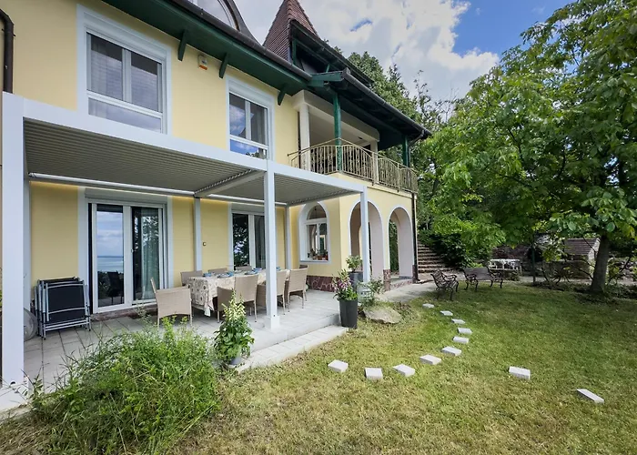 Révfülöp Panoráma Kúria Apartamento